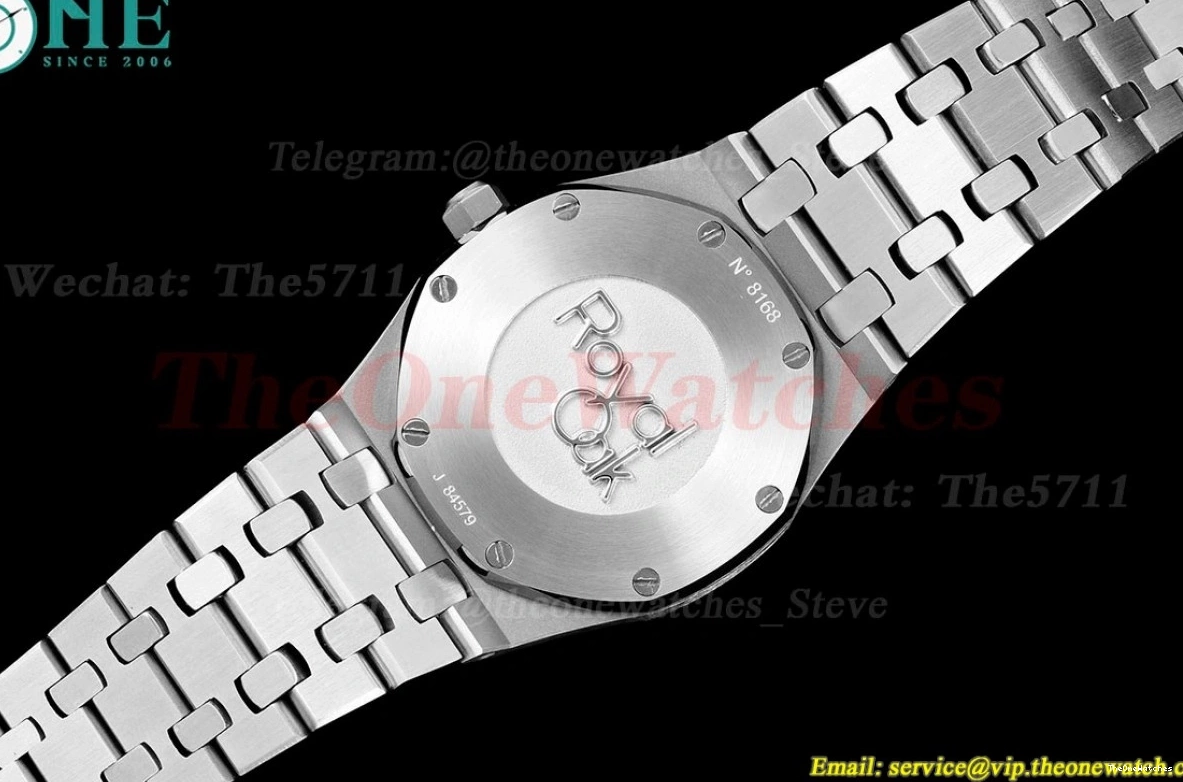 Ladies 33mm Quartz Royal Oak Black SS SS Swiss Dial 8F 0501